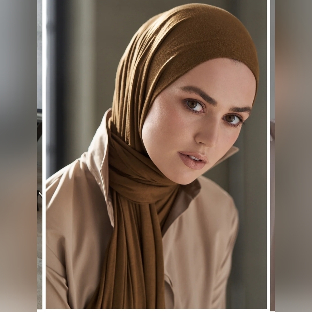 Haute Hijab - Bronze Chestnut/Royal Blue Scarf's